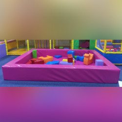 Ігровий манеж для дітей