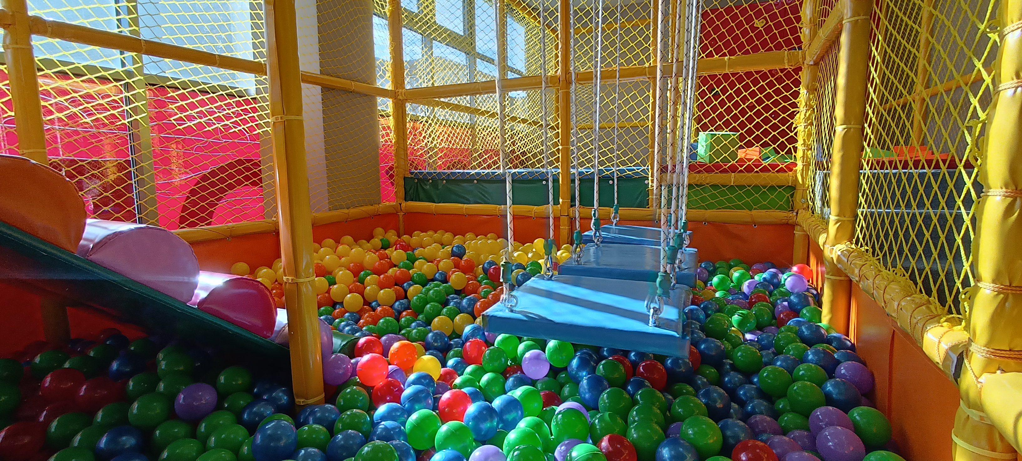 У "Kids space" в Боярці з'явився новий ігровий лабіринт від ТМ "Альва"